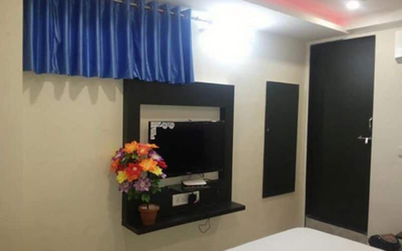 Hotel Global Inn, Ahmedabad 5